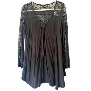 Forever 21 blouse with lace size L